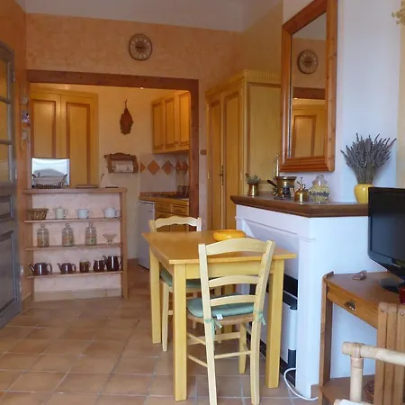 Studio Dans Maison De Village * Gréoux-les-Bains